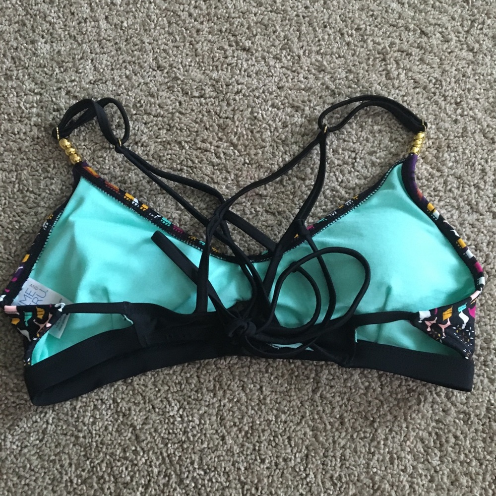 Bathing suit - Picture 3 of 5